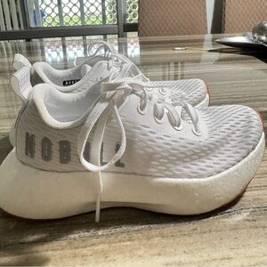 NOBULL White Mesh Sneakers. Women’s Journey. Running and walking shoe